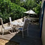 Les Mimosas, Hameau De Cabasson, A 400m De La Et Du De Bregancon, Classee 3 Etoiles, De 2 A 8 Personnes *