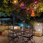 Les Mimosas, Hameau De Cabasson, A 400m De La Et Du De Bregancon, Classee 3 Etoiles, De 2 A 8 Personnes *
