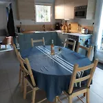 Villa Les Mimosas, Hameau De Cabasson, A 400m De La Et Du De Bregancon, Classee 3 Etoiles, De 2 A 8 Personnes