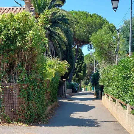 Villa Les Mimosas, Hameau De Cabasson, A 400m De La Et Du De Bregancon, Classee 3 Etoiles, De 2 A 8 Personnes Bormes-les-Mimosas