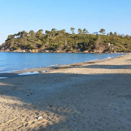 Villa Les Mimosas, Hameau De Cabasson, A 400m De La Et Du De Bregancon, Classee 3 Etoiles, De 2 A 8 Personnes